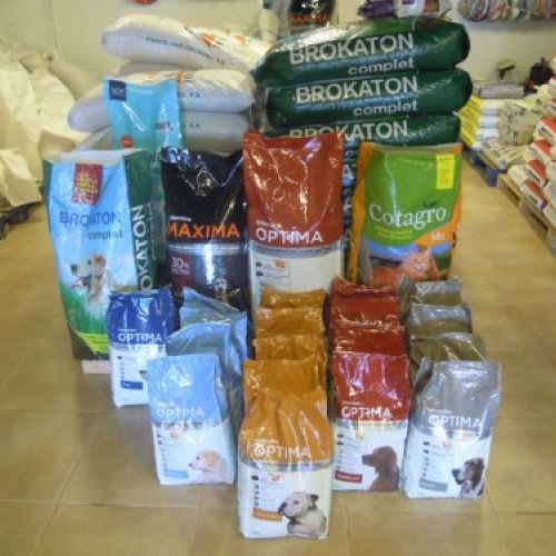 Instalaciones de Cal Pere Agropecuaria en Santpedor11